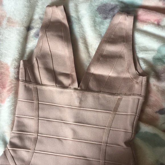 House of Cb champagne dress - Picture 4 of 4